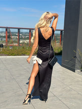 Load image into Gallery viewer, GRACE EVENING GOWN