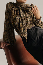 Load image into Gallery viewer, CW Ava blouse