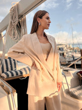 Load image into Gallery viewer, DOVE BOYFRIEND BLAZER