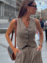 Load image into Gallery viewer, LIV VEST