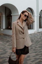 Load image into Gallery viewer, ÉCLAIR BLAZER capsule collection