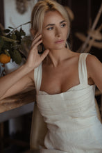 Load image into Gallery viewer, CROISSANT midi DRESS