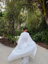 Load image into Gallery viewer, Maldives Silk Touch Set
